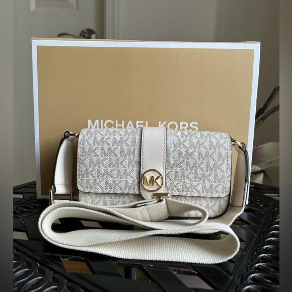 ❌SOLD❌NWT Michael Kors Greenwich Logo Sling Crossbody Bag - Picture 4 of 11